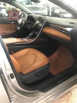 تويوتا أفالون